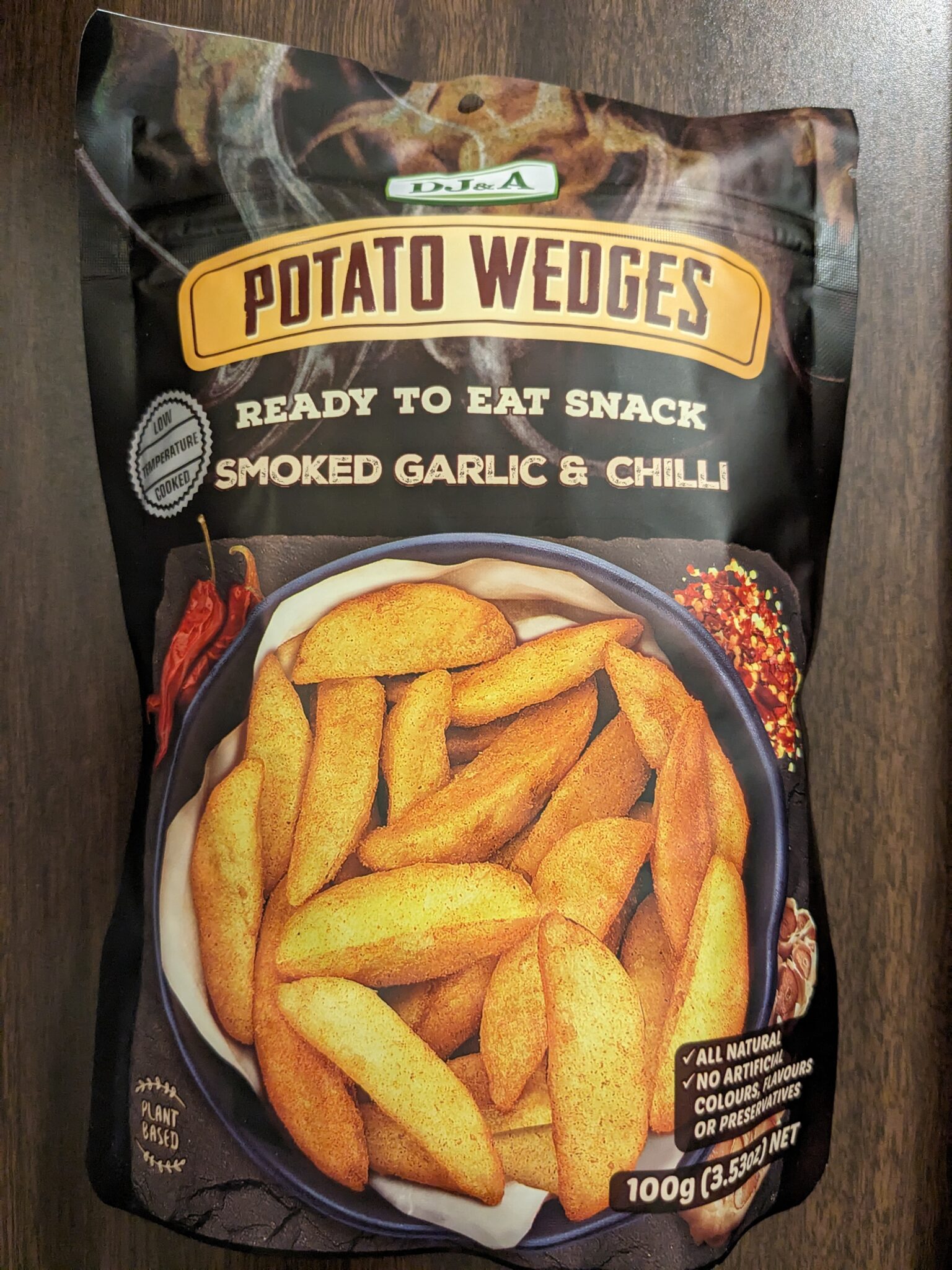 DJ&A – Smoked Chili & Garlic Potato Wedges