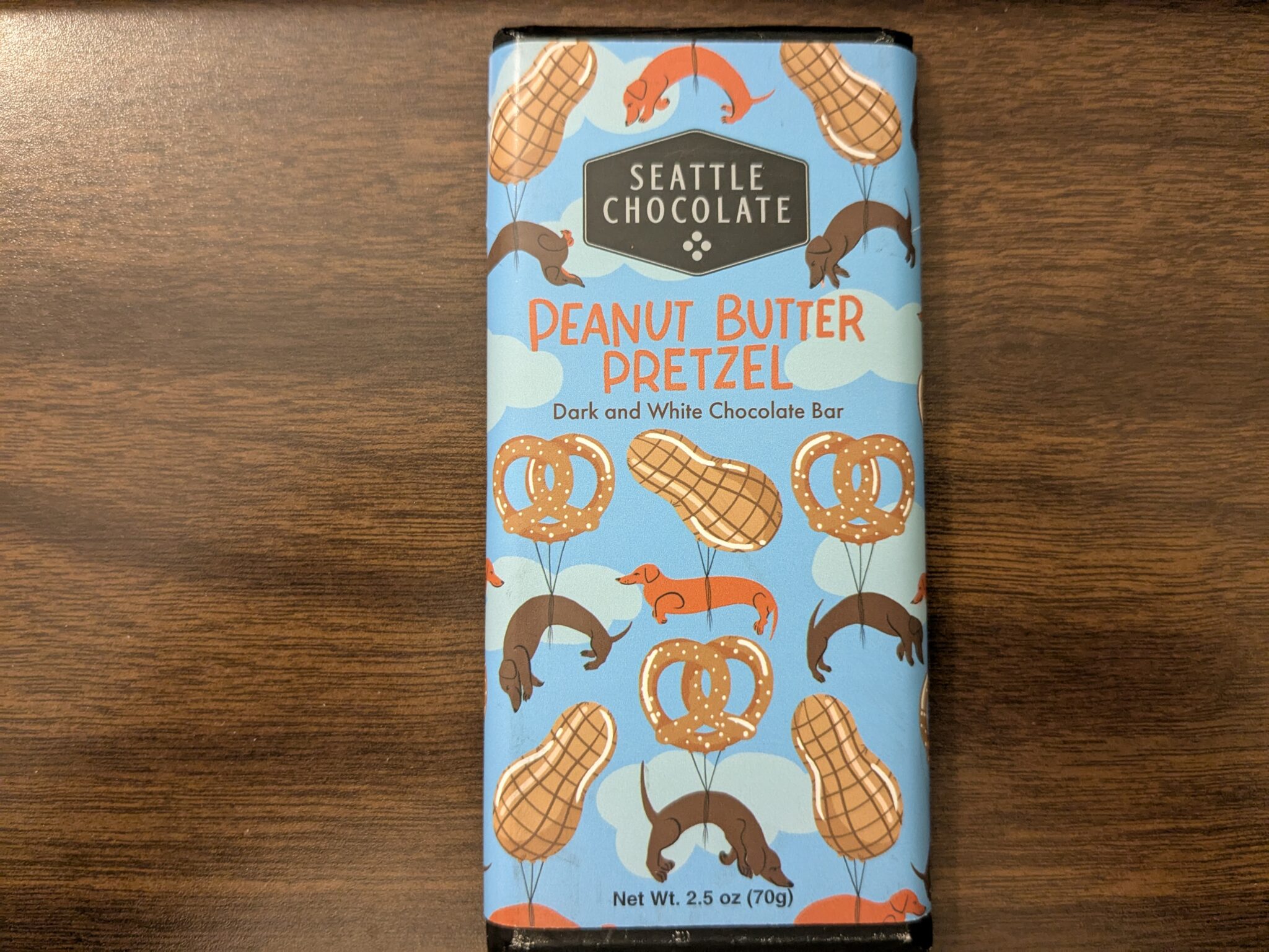 Seattle Chocolate – Peanut Butter Pretzel Dark and White Chocolate Bar