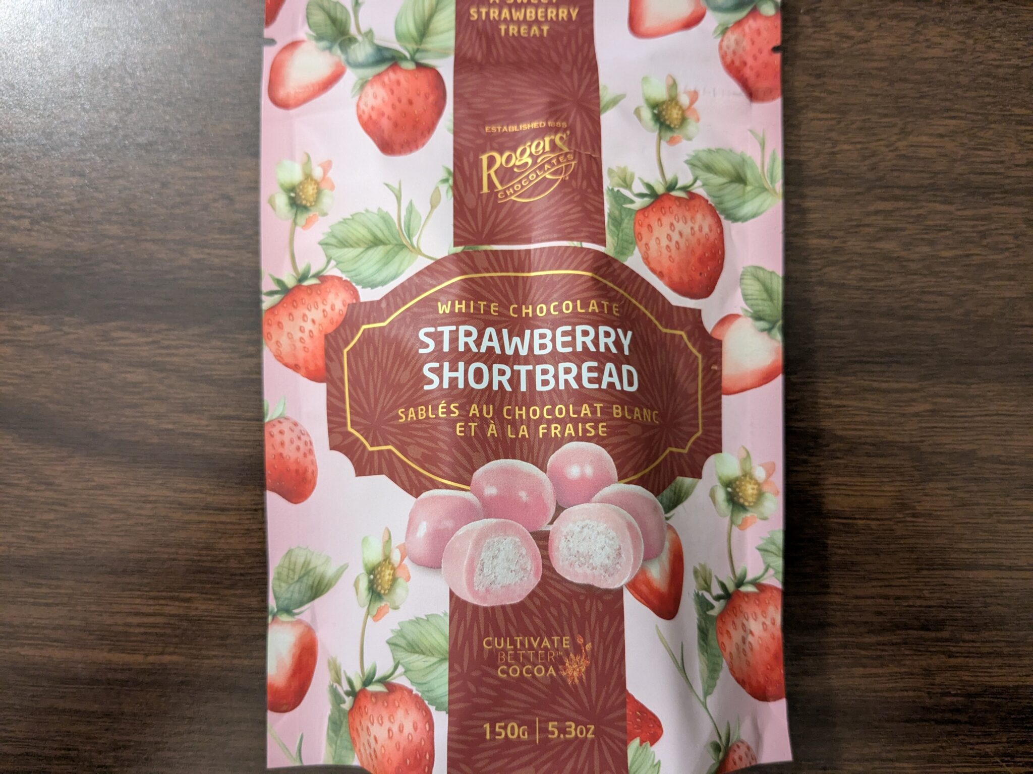 Rogers’ Chocolate – White Chocolate Strawberry Shortbread